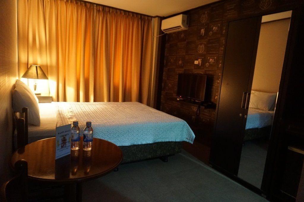 The Shila Philla Hotel ماكاتي المظهر الخارجي الصورة
