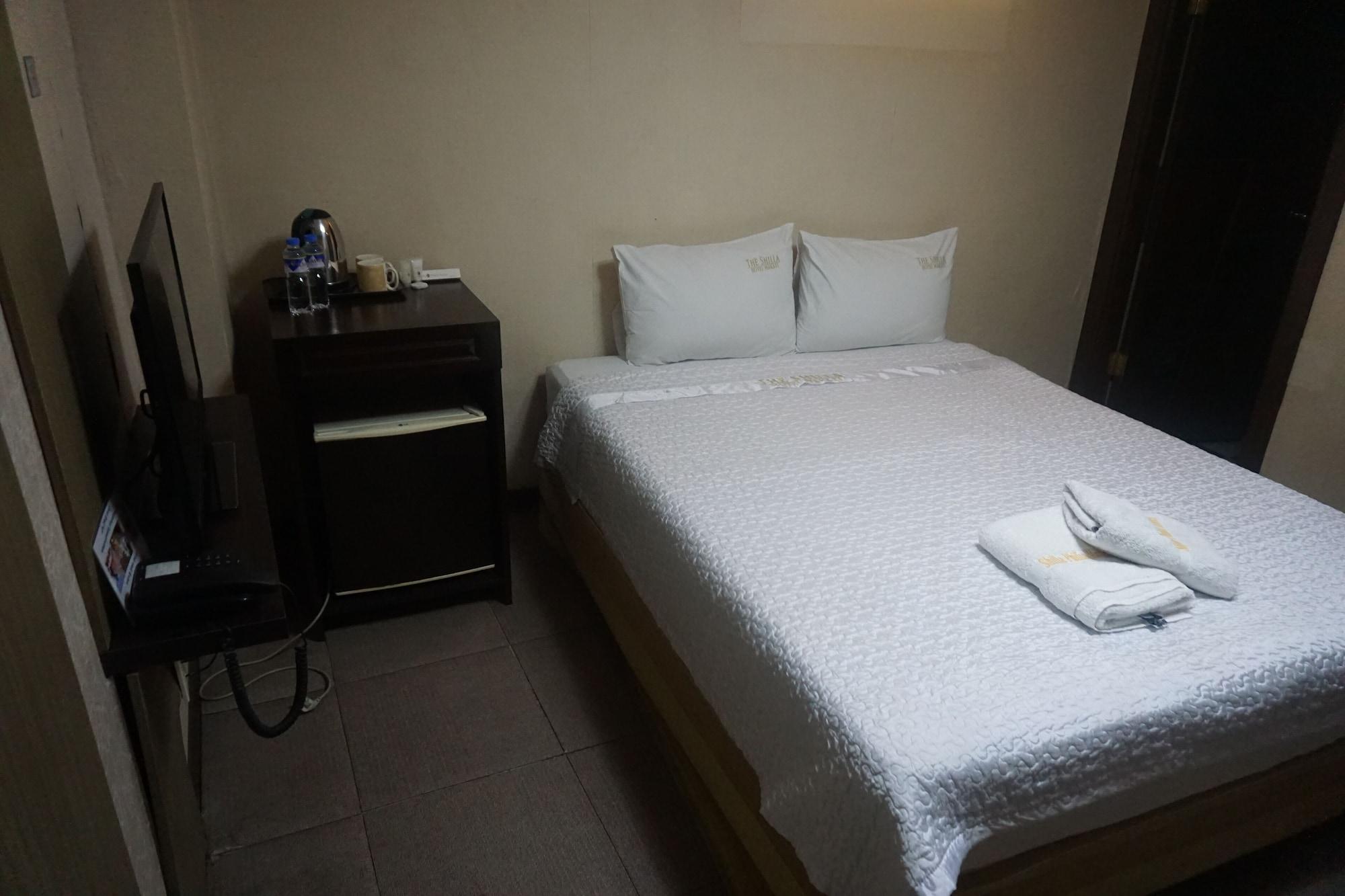 The Shila Philla Hotel ماكاتي المظهر الخارجي الصورة